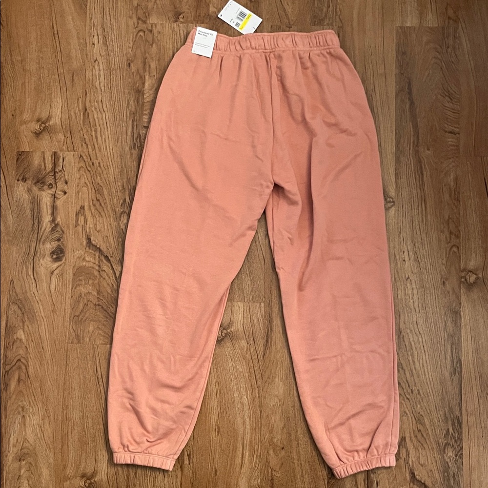 NWT Nike Sportswear Oversized Club Fleece Sweatpants - Picture 7 of 9